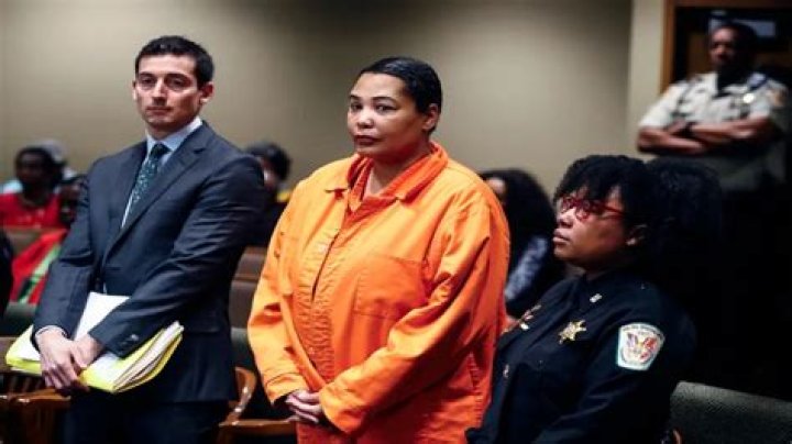 Sherra Wright Robinson Net Worth