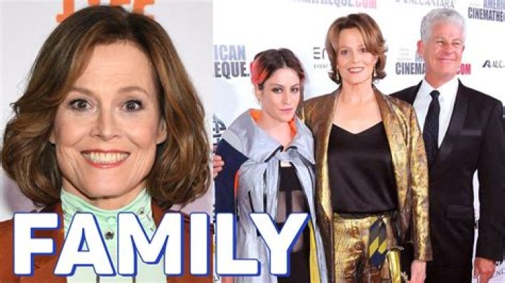 Sigourney Weaver family, husband, children, parents, siblings