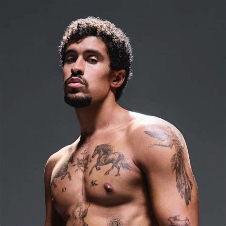 
Singer Portable Shares New Pictures To Show off Tattoos on His Body 