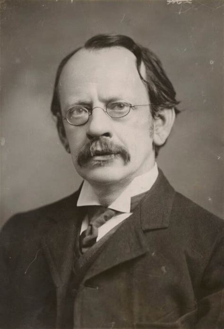 J. J. Thomson Biography - Facts, Childhood, Family Life & Achievements