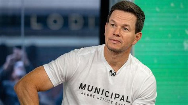 Small business owner fires back after Mark Wahlberg freaked out when he couldn’t stroll up for 3am workout