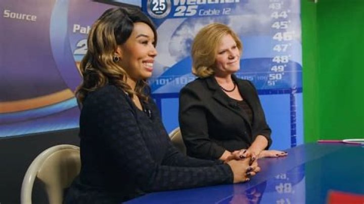 Small Time News HBO: Eunette Gentry Age Wikipedia, Husband Instagram & Salary