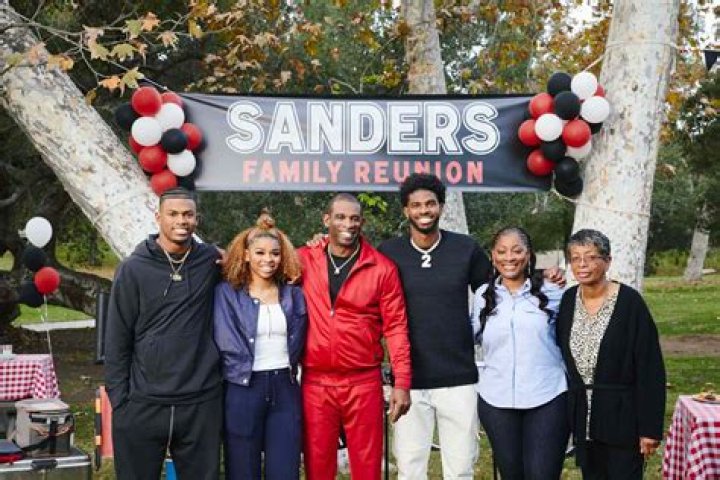 Spencer Sanders Parents & Wife: Is He Related To Barry Sanders ?