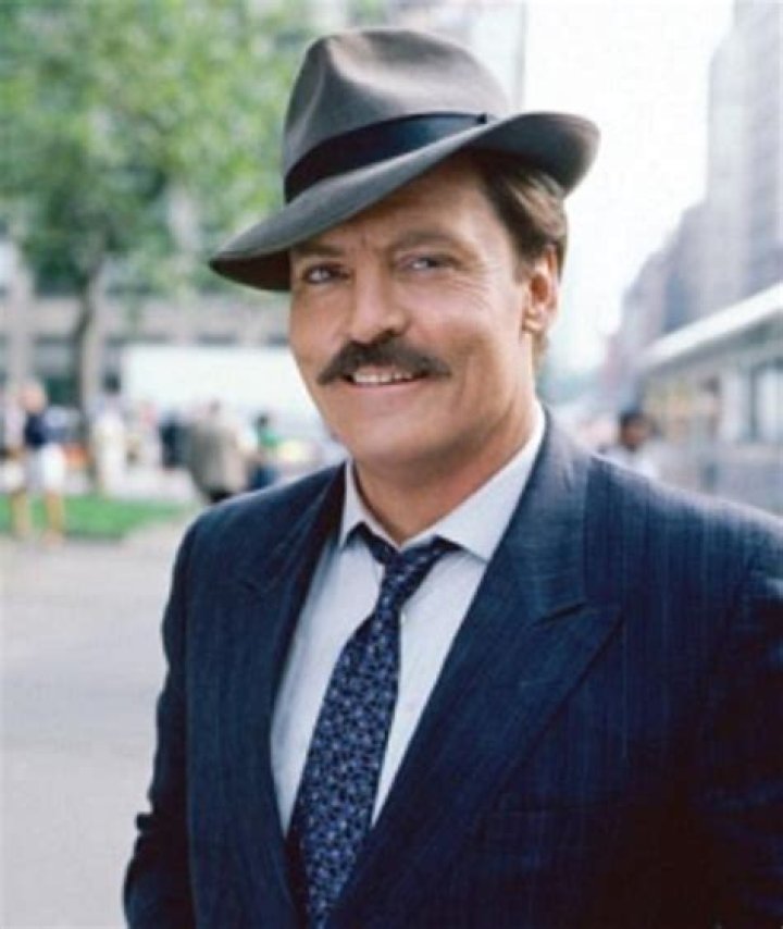 Stacy Keach Biography - Facts, Childhood, Family Life & Achievements