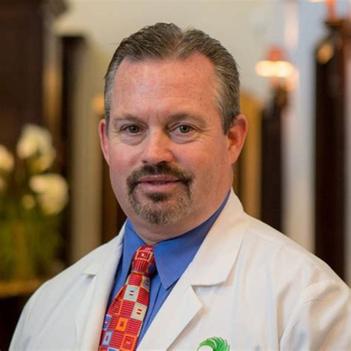Dr. Stephen Kitchen, MD – Brunswick, GA