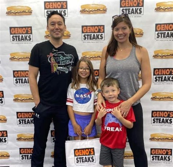 
Steve Bryne is Married to Wife: Jessica Bryne. Kids 