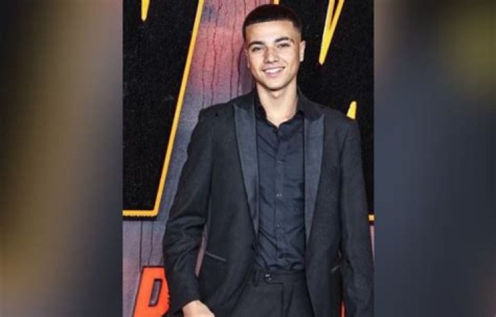 Steven He Height, Weight, Net Worth, Age, Birthday, Wikipedia, Who, Nationality, Biography