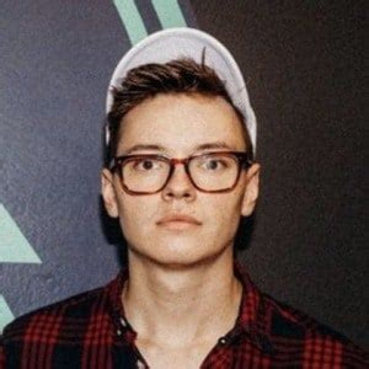 Steven Suptic – Bio, Facts, Family Life of YouTuber