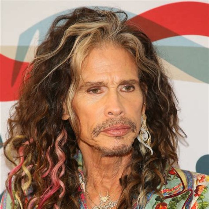 Steven Tyler Biography - Facts, Childhood, Family Life & Achievements