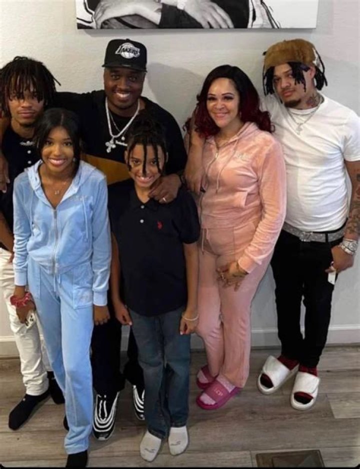 Summrs (Rapper) Age, Early Life, Girlfriend, Net Worth, Height