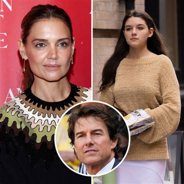 Suri Cruise, Daughter Of Tom Cruise And Katie Holmes, Is Thirteen And The Spitting Image Of Her Mom