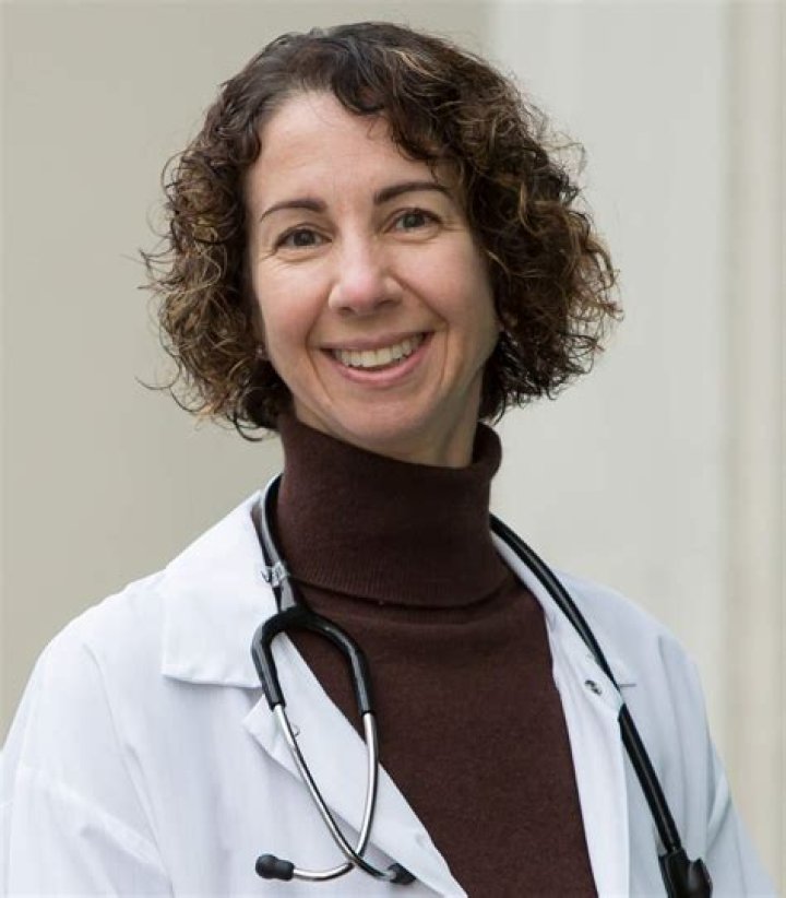 Dr. Suzanne Hanna, MD – Salem, VA