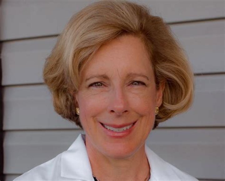 Suzanne Moyer – Memphis, TN