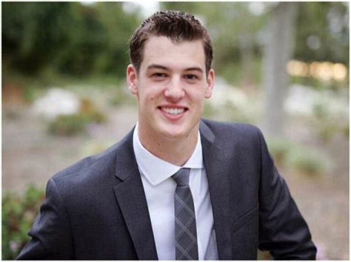 Tanner McKee Height, Weight, Net Worth, Age, Birthday, Wikipedia, Who, Nationality, Biography