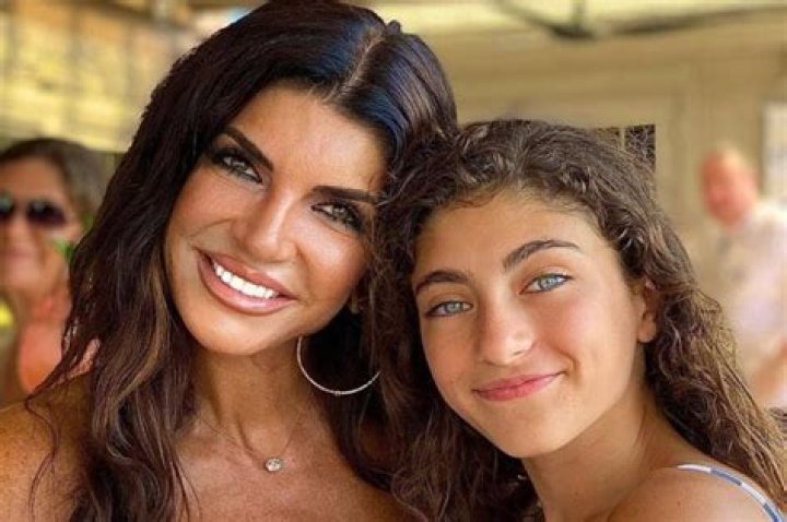 Teresa Giudice Was Seen ‘Flirting’ And Exchanging Numbers With A Man During Club Outing Amid Husband Joe’s Deportation Drama