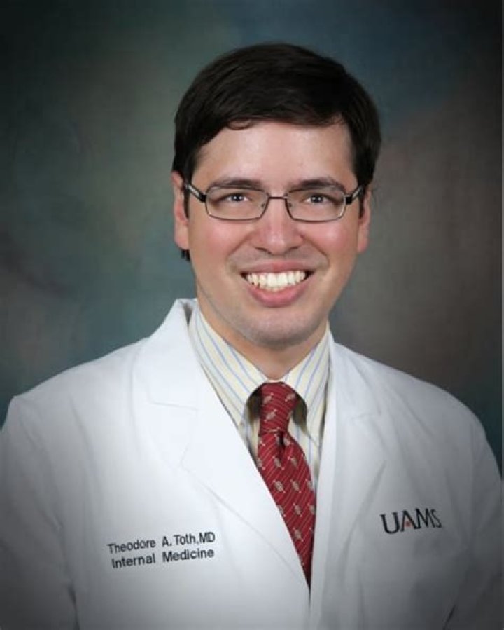 Dr. Theodore Toth, MD – Fayetteville, AR