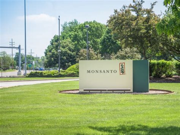 Tom Vilsack Age, Wife, Biography, Wikipedia, Family, Net Worth: Who Is Mr Monsanto?