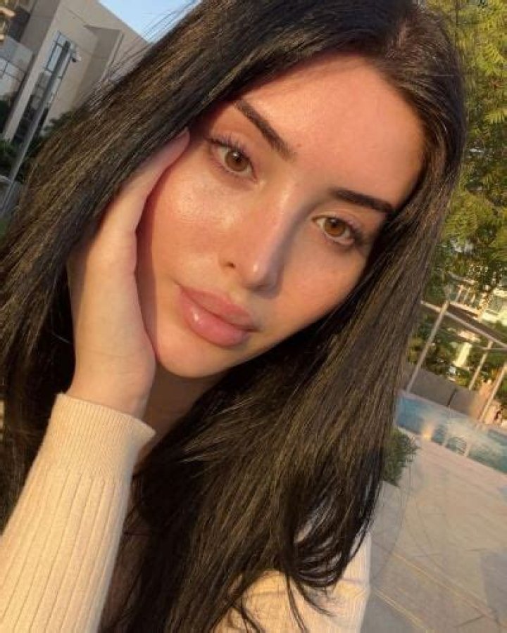 Viviana Twitch Face Revealed: Age, Instagram, Real Name, Biography & Wiki