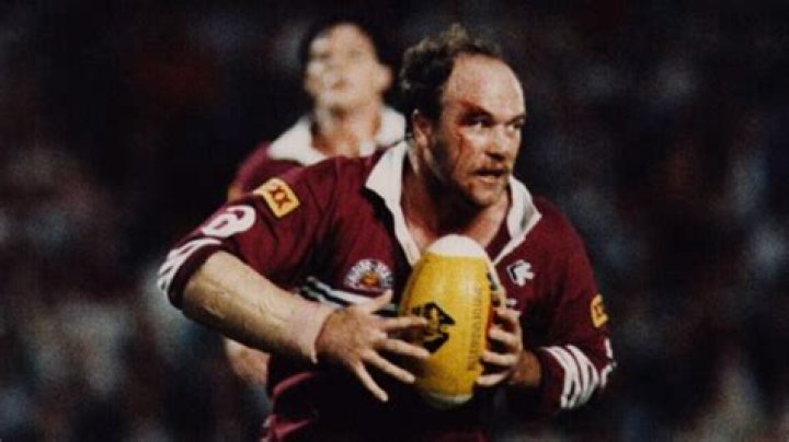Wally Lewis Biography - Facts, Childhood, Family Life & Achievements