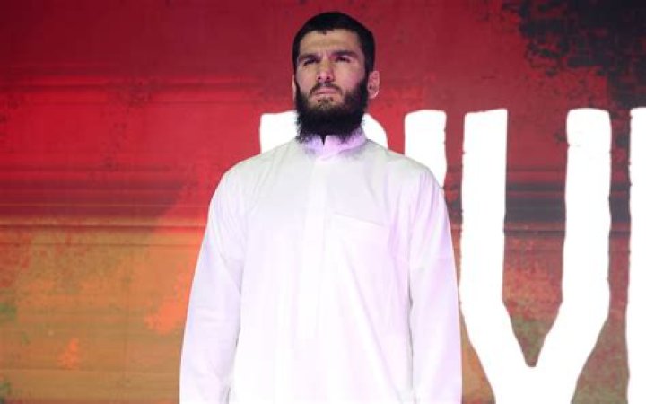 What is Artur Beterbiev religion?