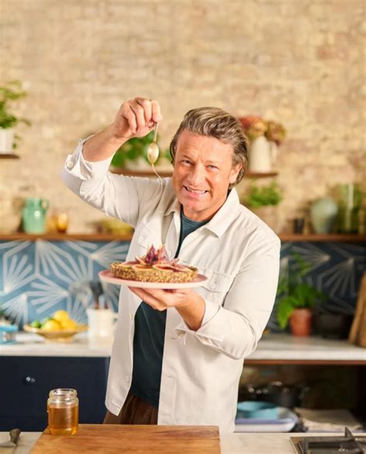 What is Oliver’s dogs name? – Celebrity