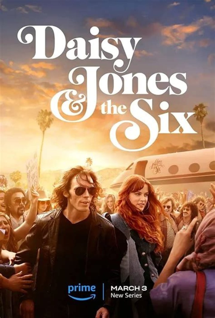 What is the plot of ‘Daisy Jones & The Six?’