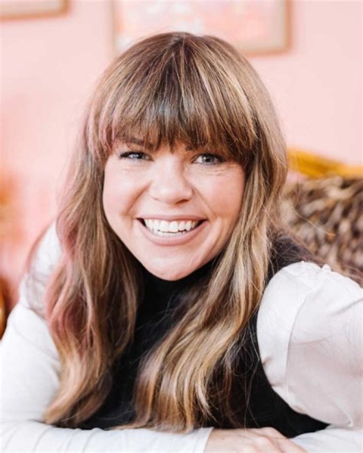 What’s Wrong With Bake Off’s Briony May Williams Hand? Undiagnosed Birth Defect Update