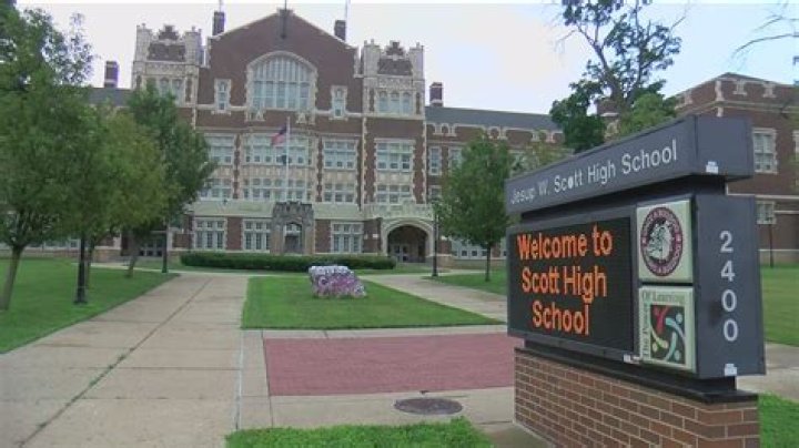 Where did Boston Scott go to high school?