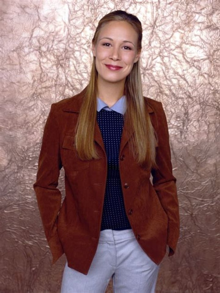 Where did Liza Weil go to college and high school?