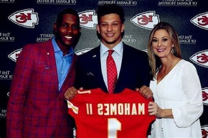 Who are Patrick Mahomes’ parents?