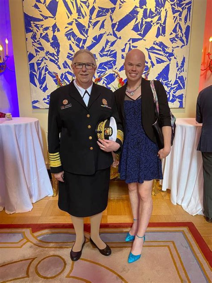 Who Are Stephen Brinton And Peggy Jo? Sam Brinton Parents, Family Ethnicity And Net Worth