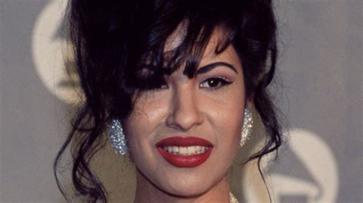 Who inherited Selena (singer) money and estate?
