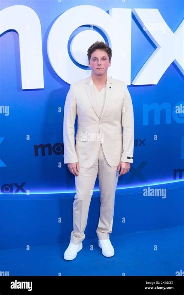 Who Is Carlos Scholz Wikipedia? Age Net Worth & Girlfriend Details