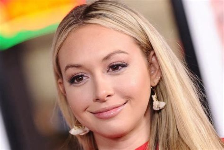 
Who is Corinne Olympios from “Bachelor in Paradise”? Her Wiki: Net Worth, Company, College, Engaged, Sister, Parents 