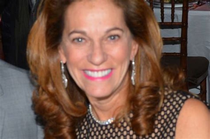 Who Is Debrah Lee Charatan? Robert Durst Wife Age Wikipedia & Net Worth