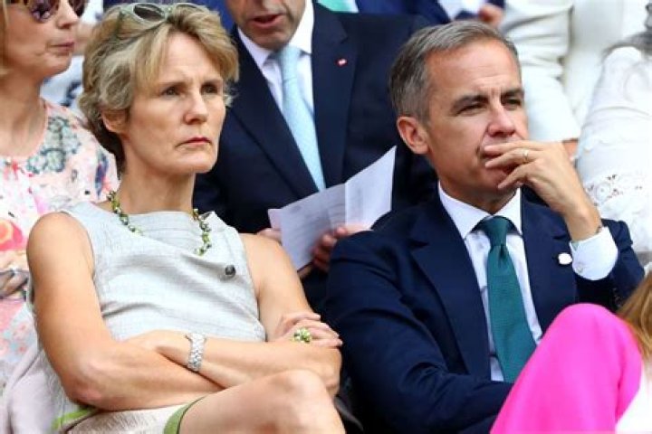 Who is Diana McTeague Scott, wife of Phil Scott?