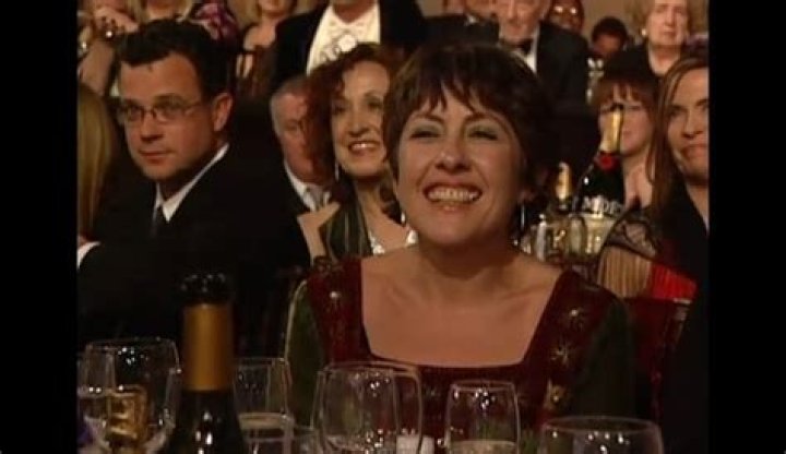 Who is Hugh Laurie wife Jo Green?