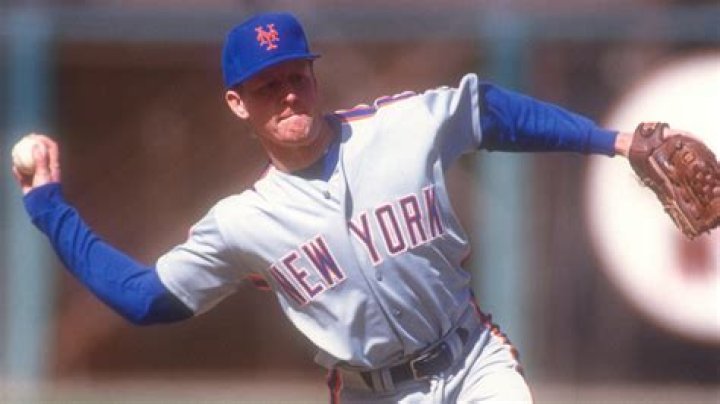 Who is Jeff Innis wife Kelly McNee?