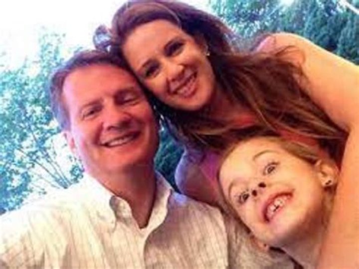 Who is Kelly Kimball, Tim Burchett's wife? Bio, age, kids, wedding, occupation