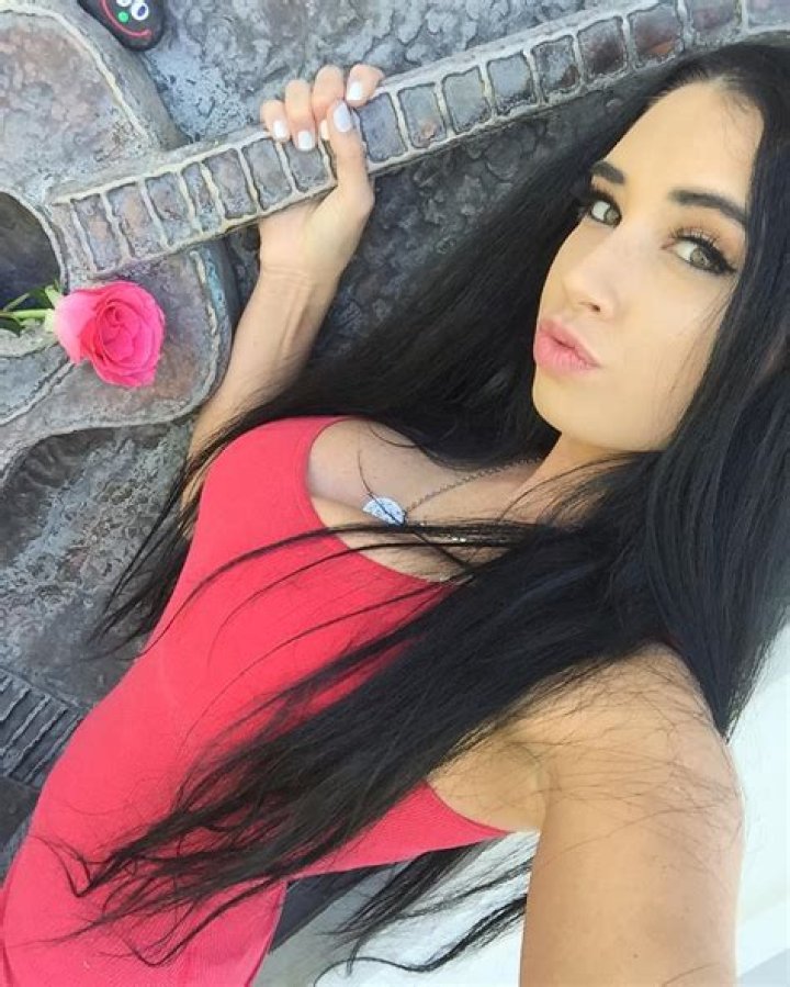 Who is Paris Roxanne? Wiki, age, height, boyfriend, family, Bio