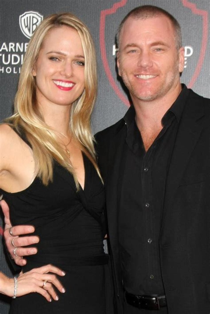 Who is Sean Carrigan wife Suzanne Quast?
