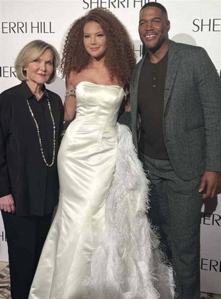 Who is Wanda Hutchins, Michael Strahan’s first wife? Facts about age, profession, divorce, children