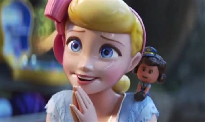 Who is Woodys girlfriend? – Celebrity