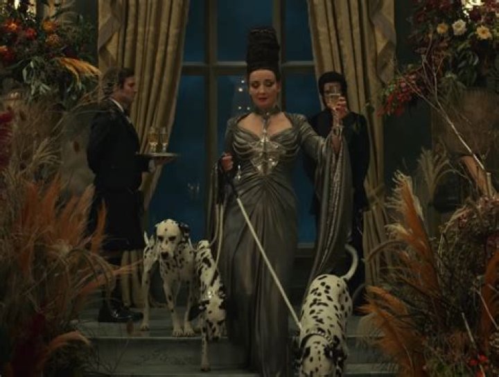 Why does Cruella de Vil hate dogs? – Celebrity