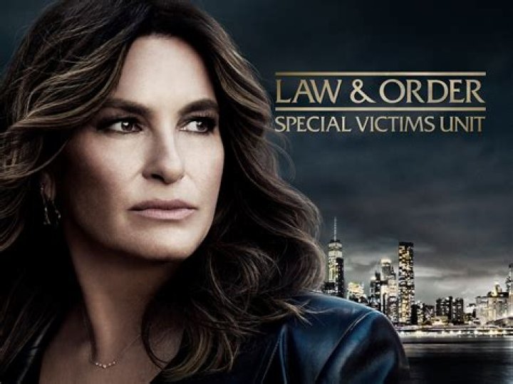 Why Was Munch Written Off Svu? – Celebrity