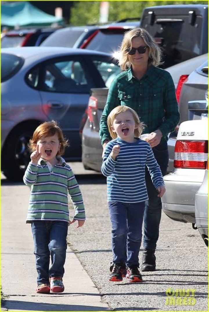 
Will Arnett Says His and Amy Poehler’s Kids Are ‘Really Funny’ 