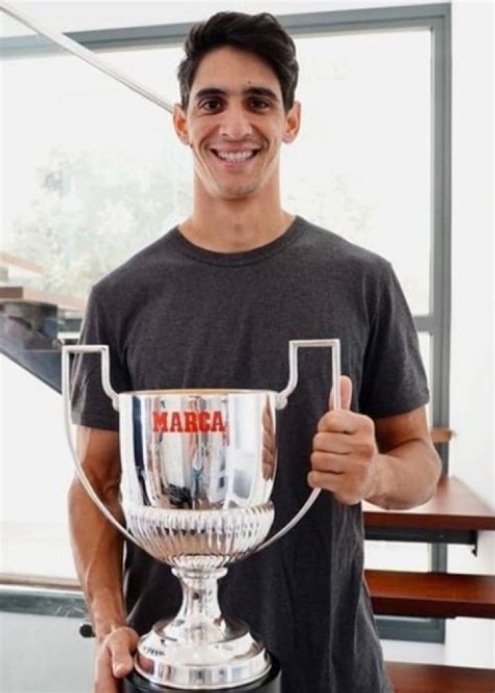 Yassine Fadel Height, Weight, Net Worth, Age, Birthday, Wikipedia, Who, Nationality, Biography