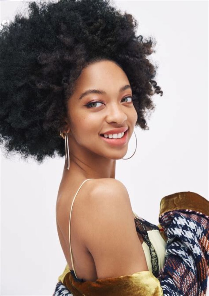 Zolee Griggs Archives - Celebrities: Wiki, Age, Height, Net Worth, Relationship